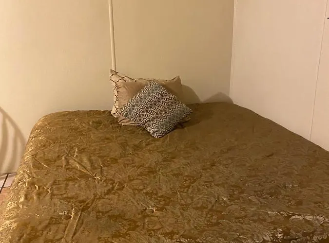 Hostel Susies Suites *